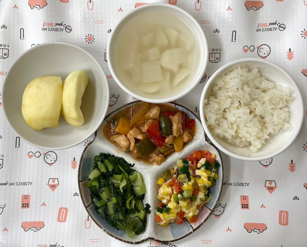 糖醋里肌/蔥花蛋/魚丸湯/胚芽米飯/時蔬青菜/季節水果