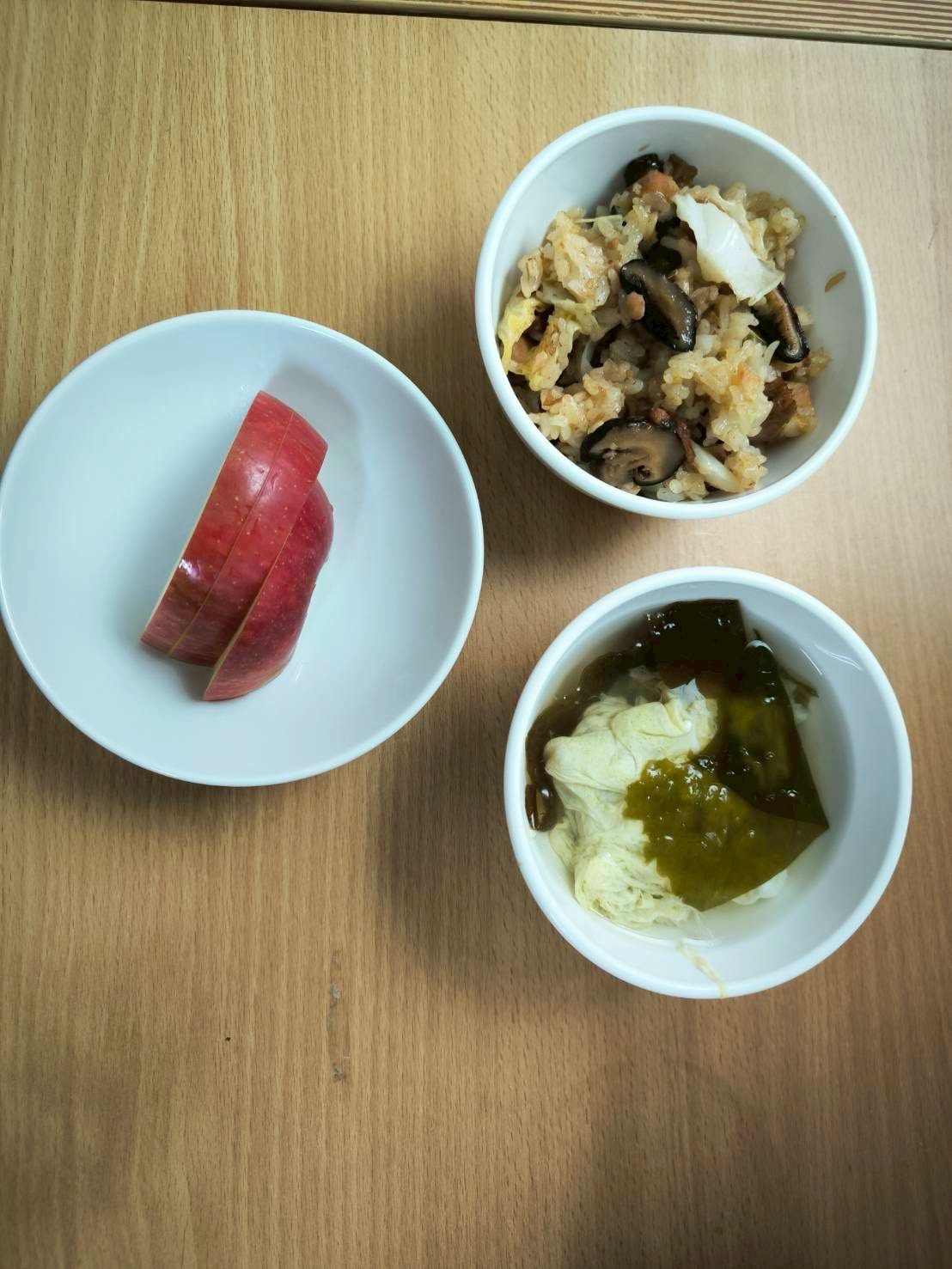 香菇油飯/紫菜蛋花湯/季節水果