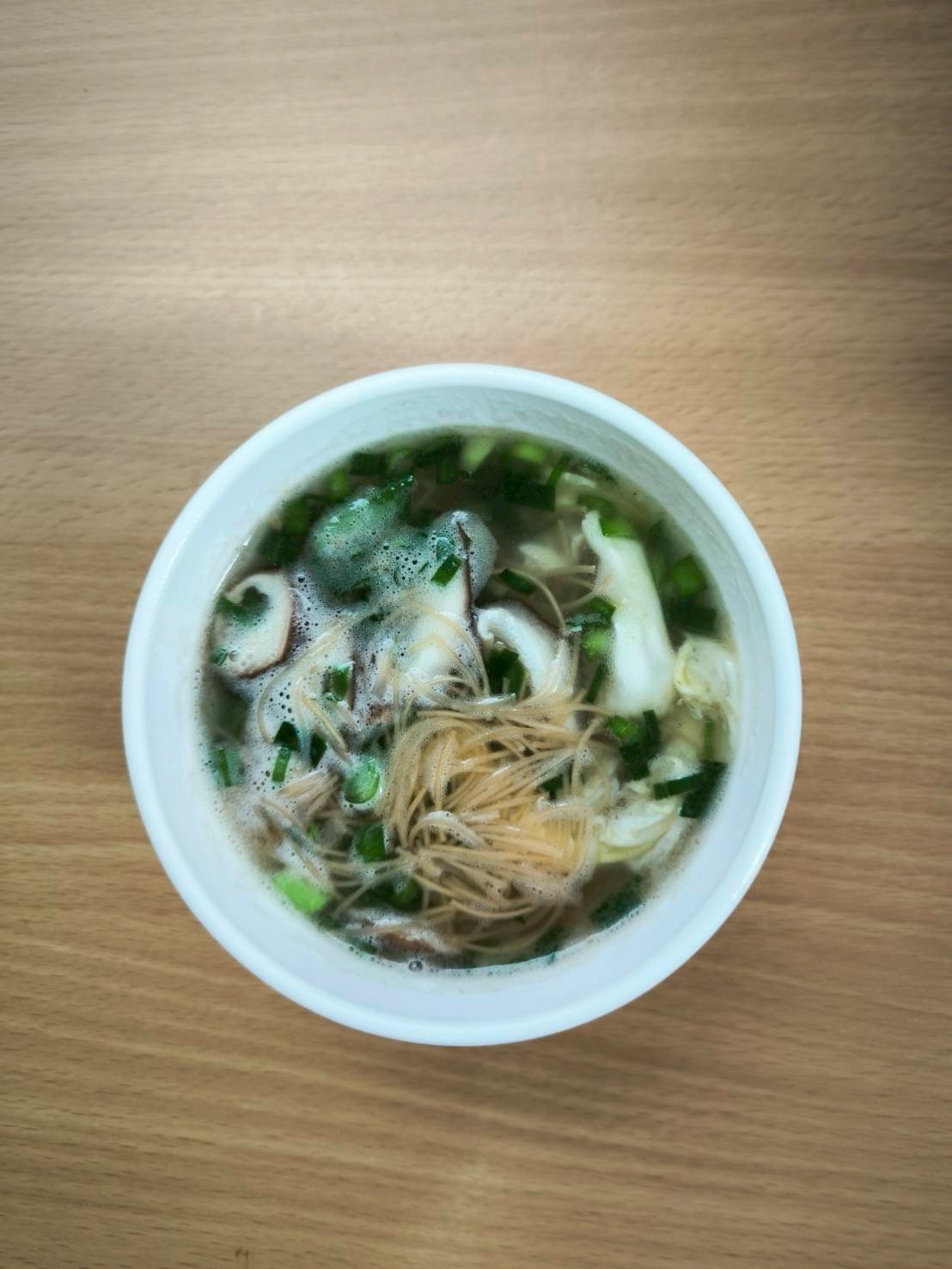 蔬菜雞蛋麵